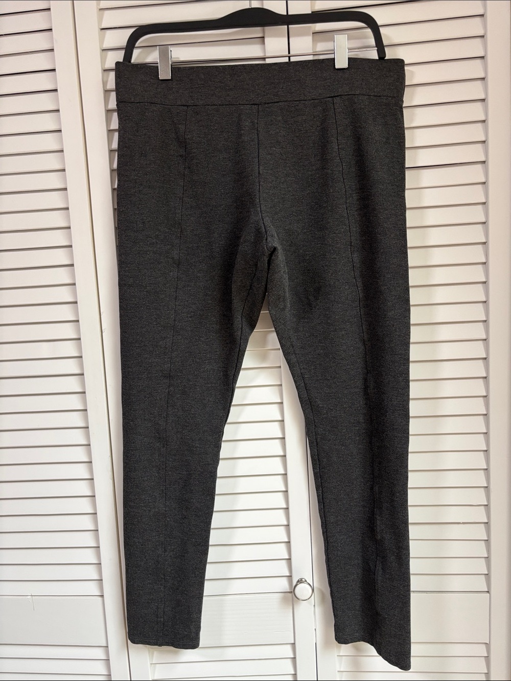 Philosophy Charcoal Gray Cropped Leggings